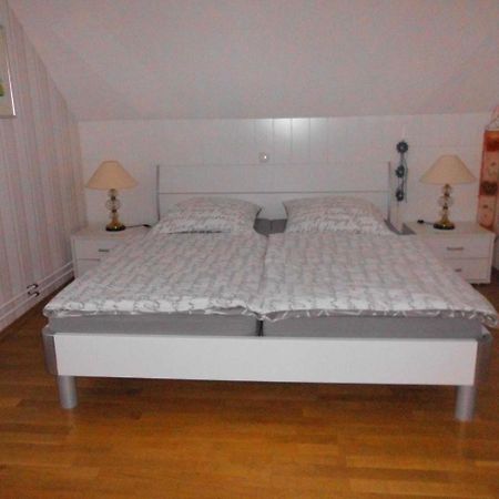 Muus Rudolf Apartment Rettin Bagian luar foto